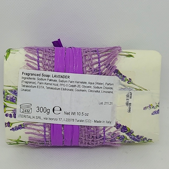 Lavender Artisanal Soap 300gr - Picture 2 of 2